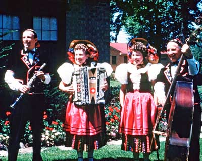 Fraunfelder Quartet, Circa 1940s Fraunfelder Quartet, Circa 1940s